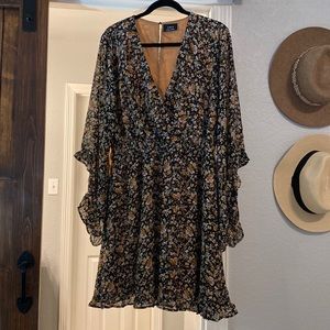 Vici Dolls balloon sleeve dress